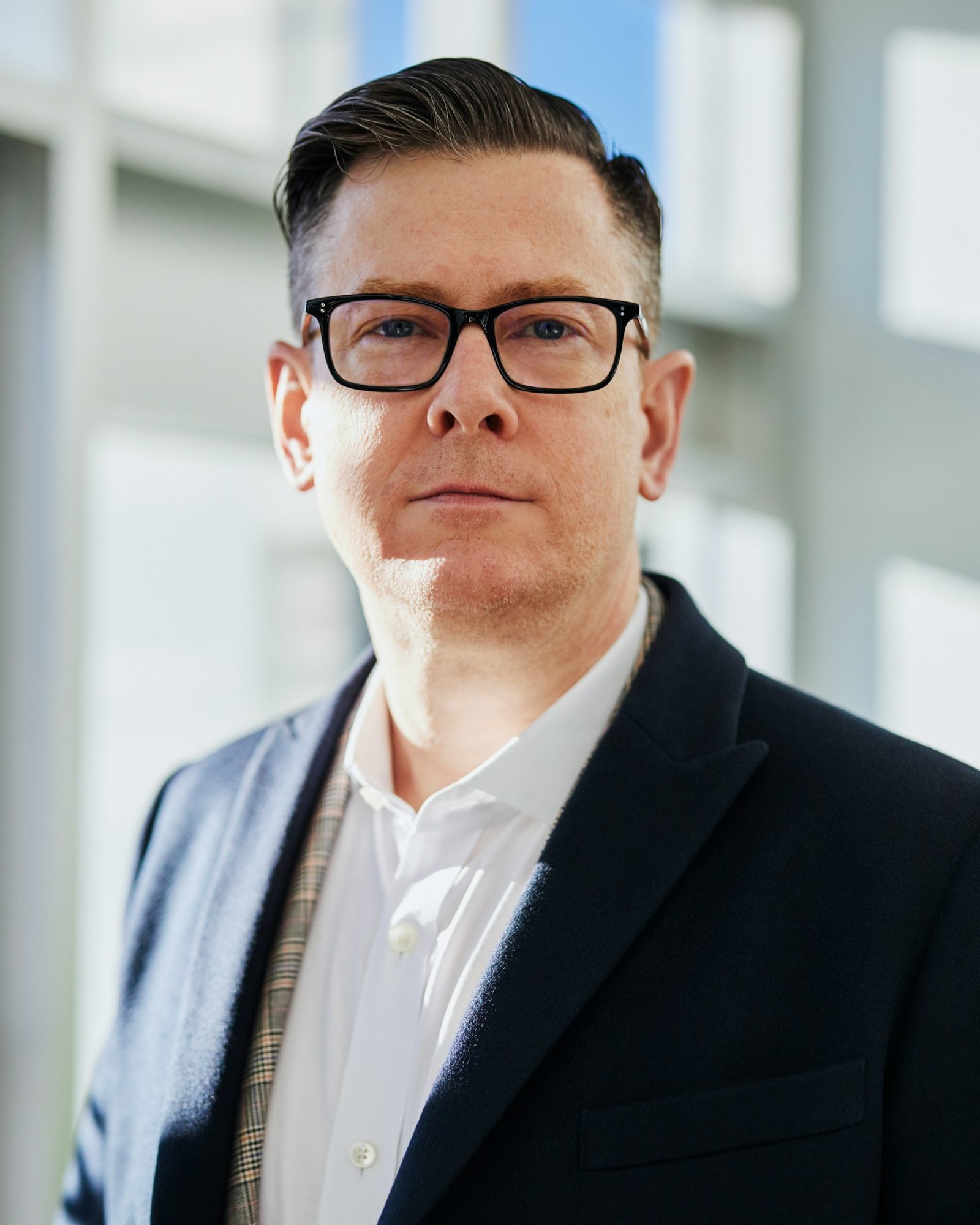 linkedin-sales-solutions-pAtA8xe_iVM-unsplash